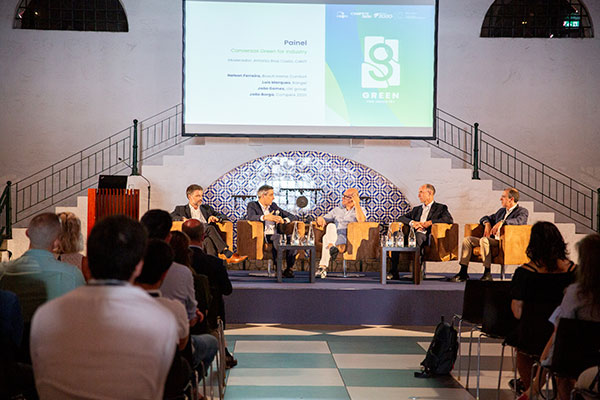 -Vila Nova de Gaia (Portugal) hosts an event on Advanced Materials' impact on the Industry